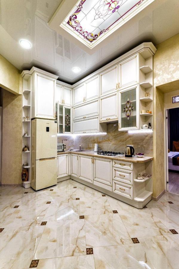 Rynok Square City Center Two Bedroom Apartment! Liov Exterior foto